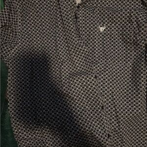 Cowboy hardware Black and White Patterned button up shirt